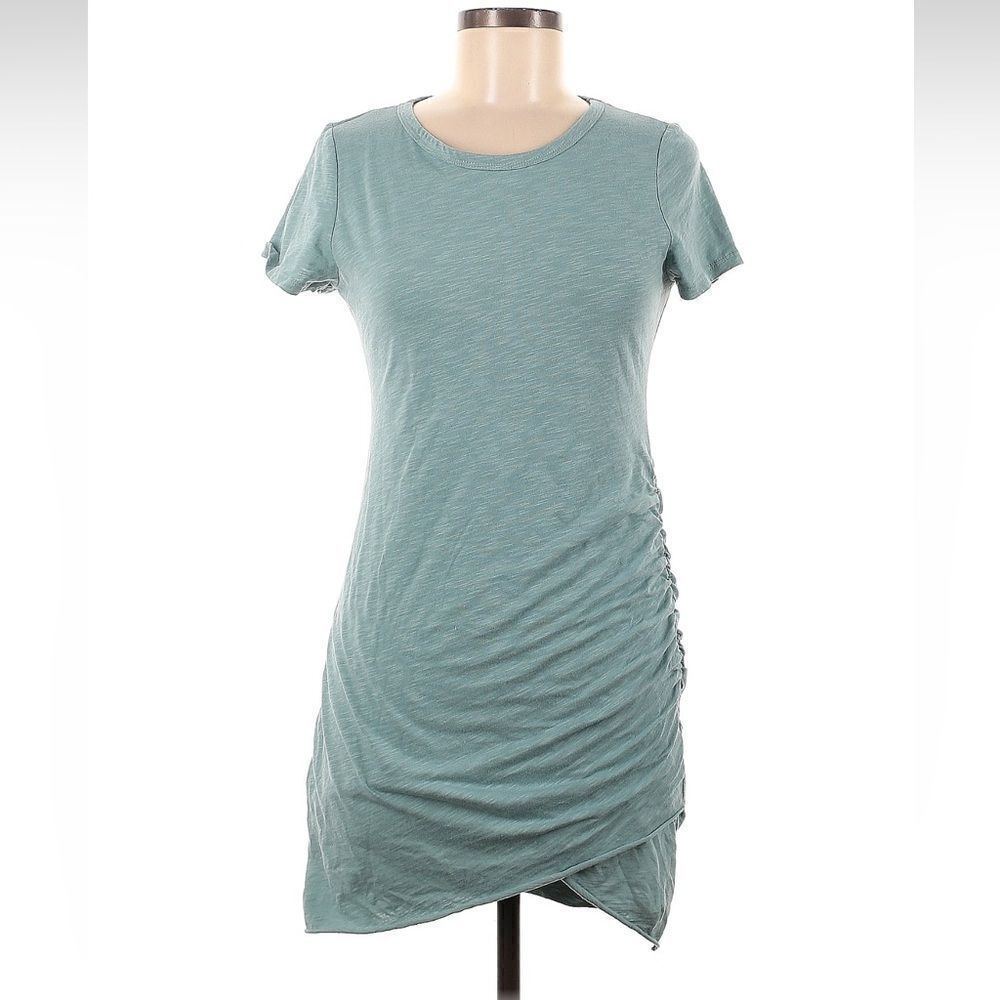 Short sleeved casual dress